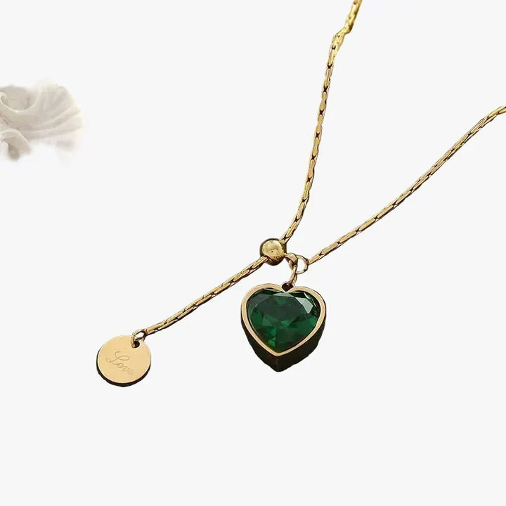 Gold Necklace Siobhán with Green Heart Charm