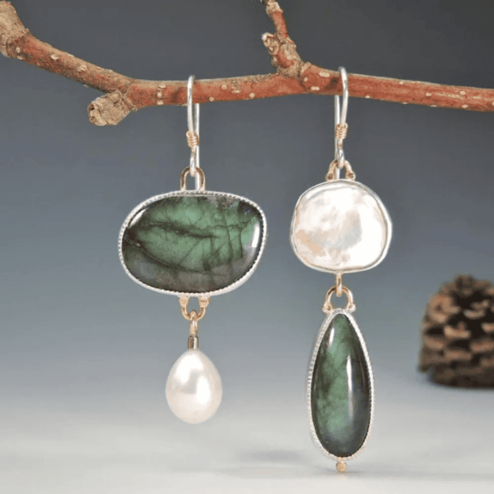 Silver Drop Earrings Saoirse with Labradorite and Pearl