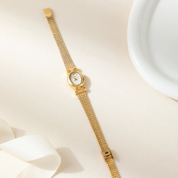 Silver Watch Fionnuala with Oval Dial and Woven Strap