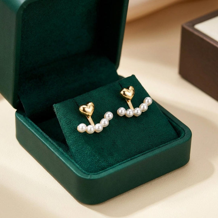 Gold Stud Earrings Deirdre with Heart and Pearls