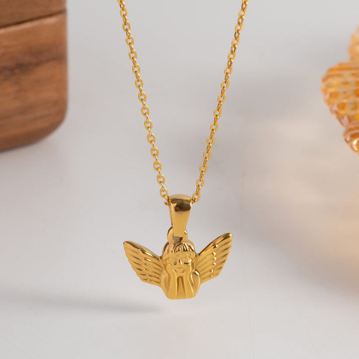 Gold Necklace Gráinne with Angel Motif