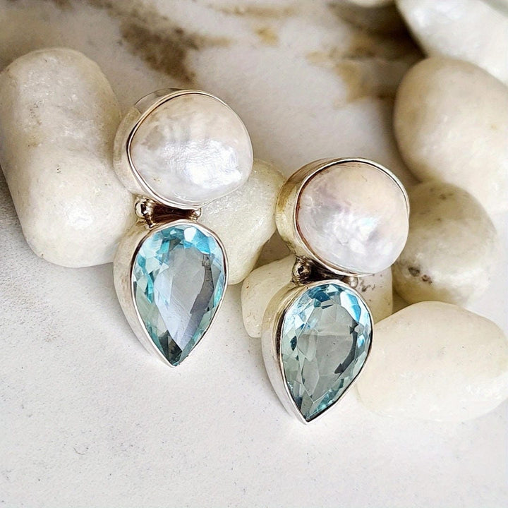 Silver Drop Earrings Fiadh with Pearl and Blue Sapphire