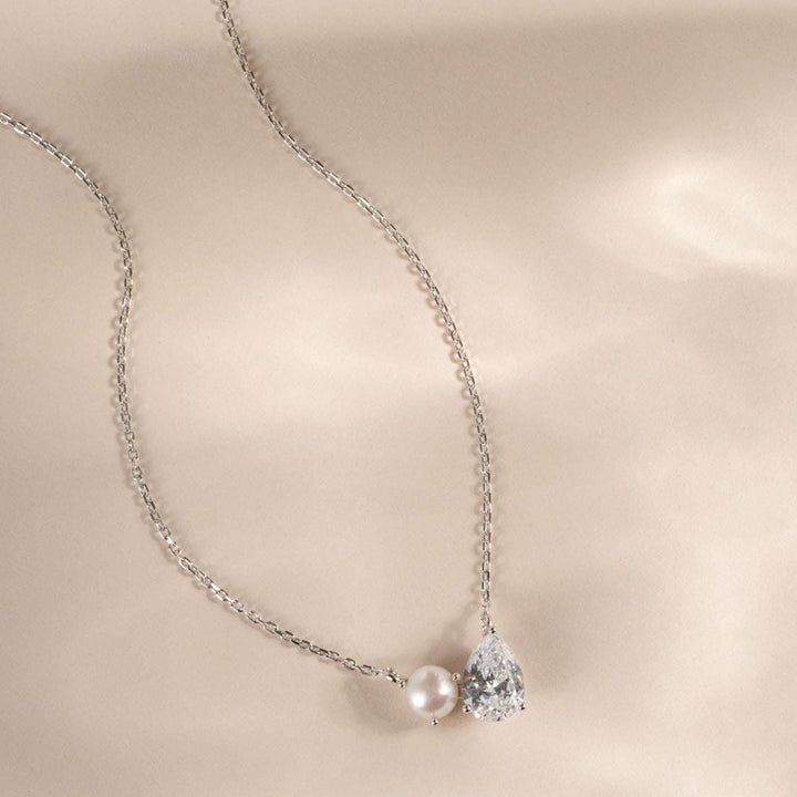 Silver Necklace Dingle with Pearl and Zirconia Teardrop