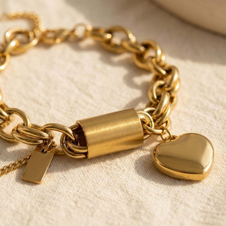 Gold Charm Bracelet Dervla with Heart Pendant