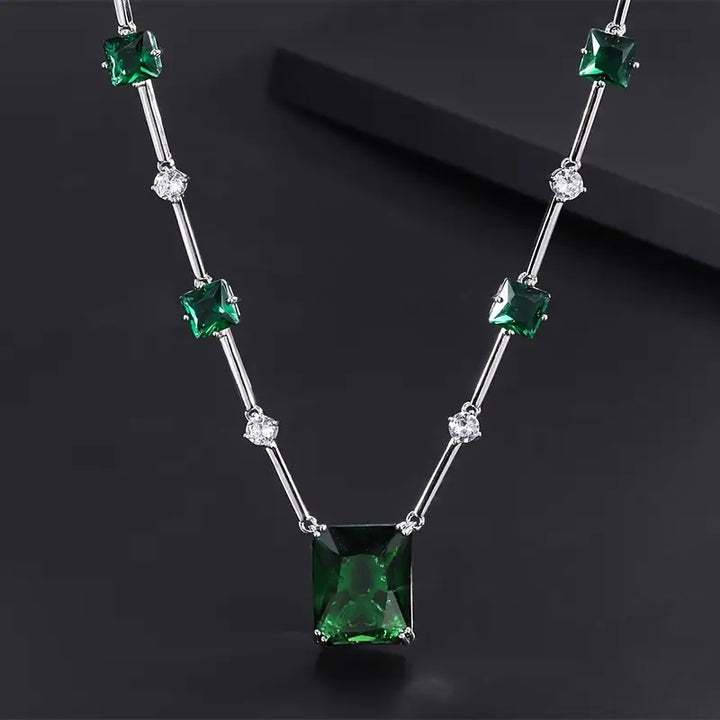 Silver Necklace Set Órla with Emerald