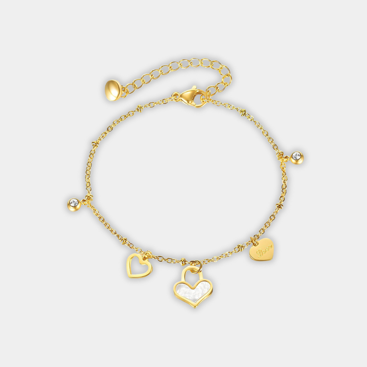 Gold Chain Bracelet Fiadh with White Heart Charms