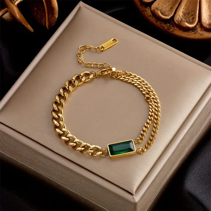 Gold Chain Bracelet Aoibhinn with Emerald
