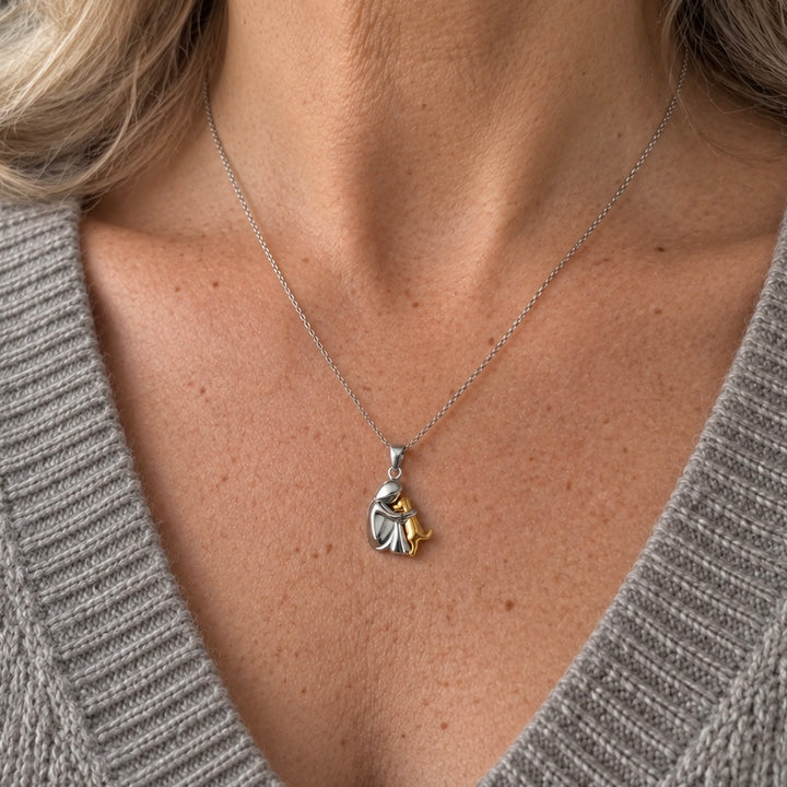 Gold &amp; Silver Necklace Béibhinn with Woman and Dog