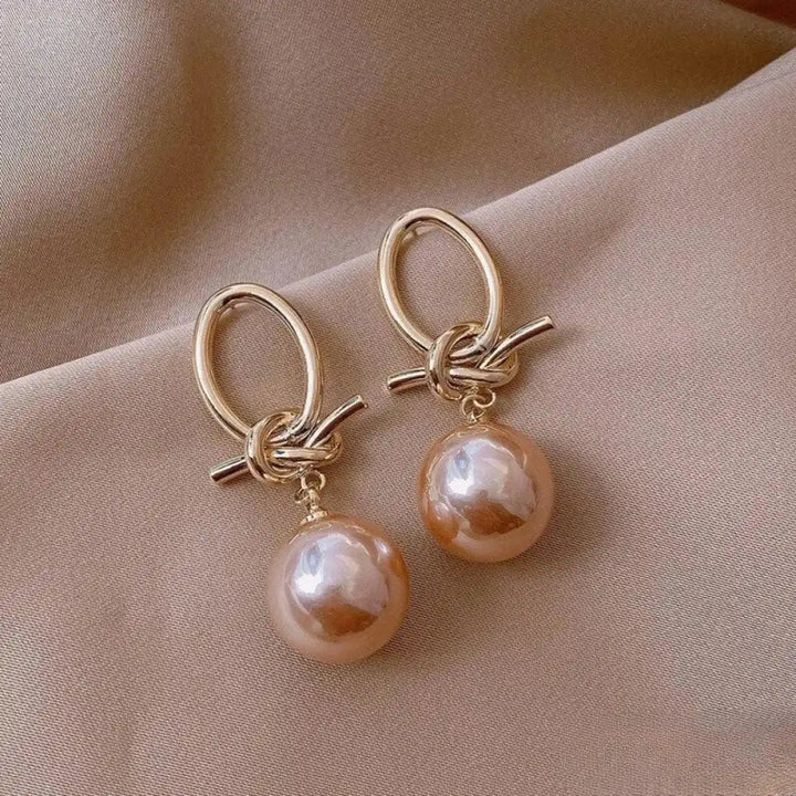 Gold Drop Earrings Westport with Pink Pearl