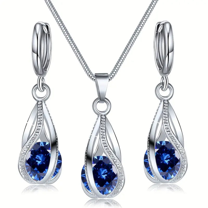 Silver Necklace Clíodhna with Sapphire