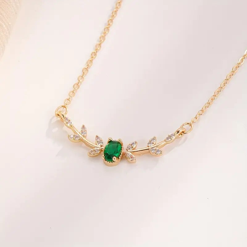 Gold Necklace Ciara with Emerald