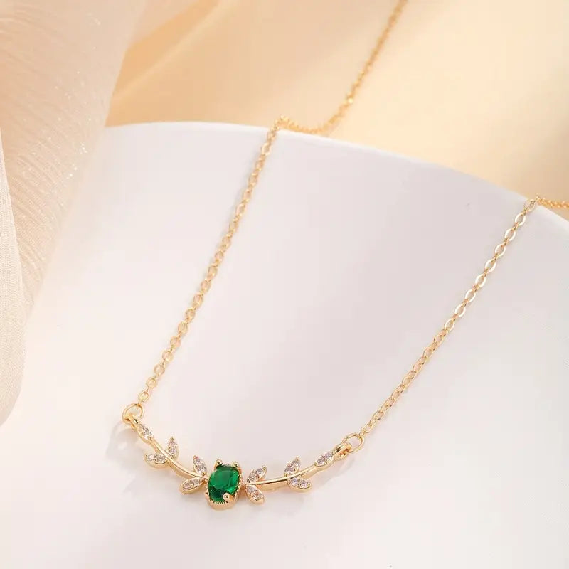 Gold Necklace Ciara with Emerald