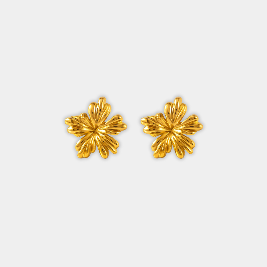 Gold Stud Earrings Sadhbh with Flower