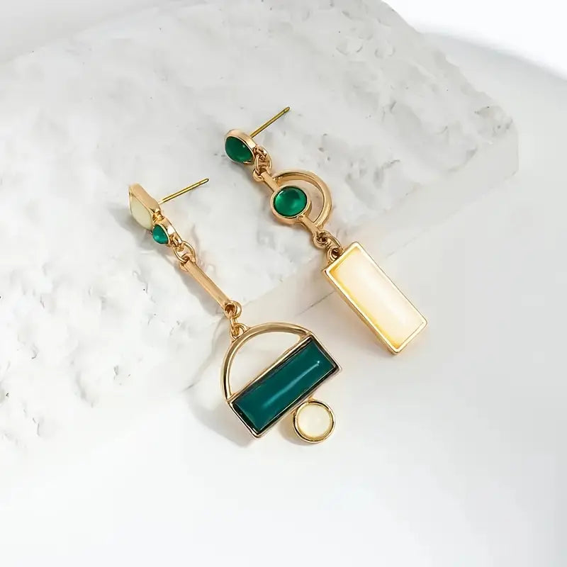 Gold Drop Earrings Bríd with Green Stones &amp; Pearl