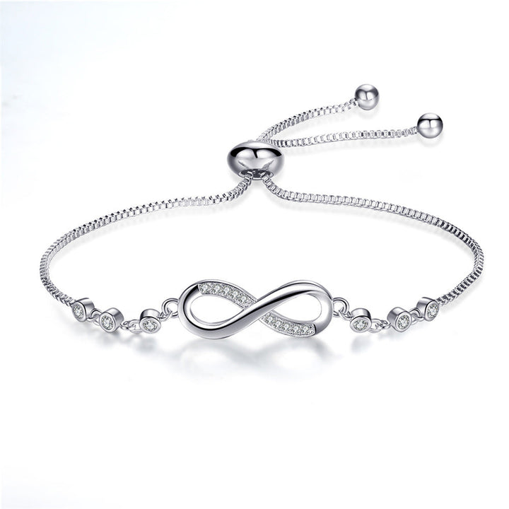 Gold Chain Bracelet Órlaith with Infinity Symbol