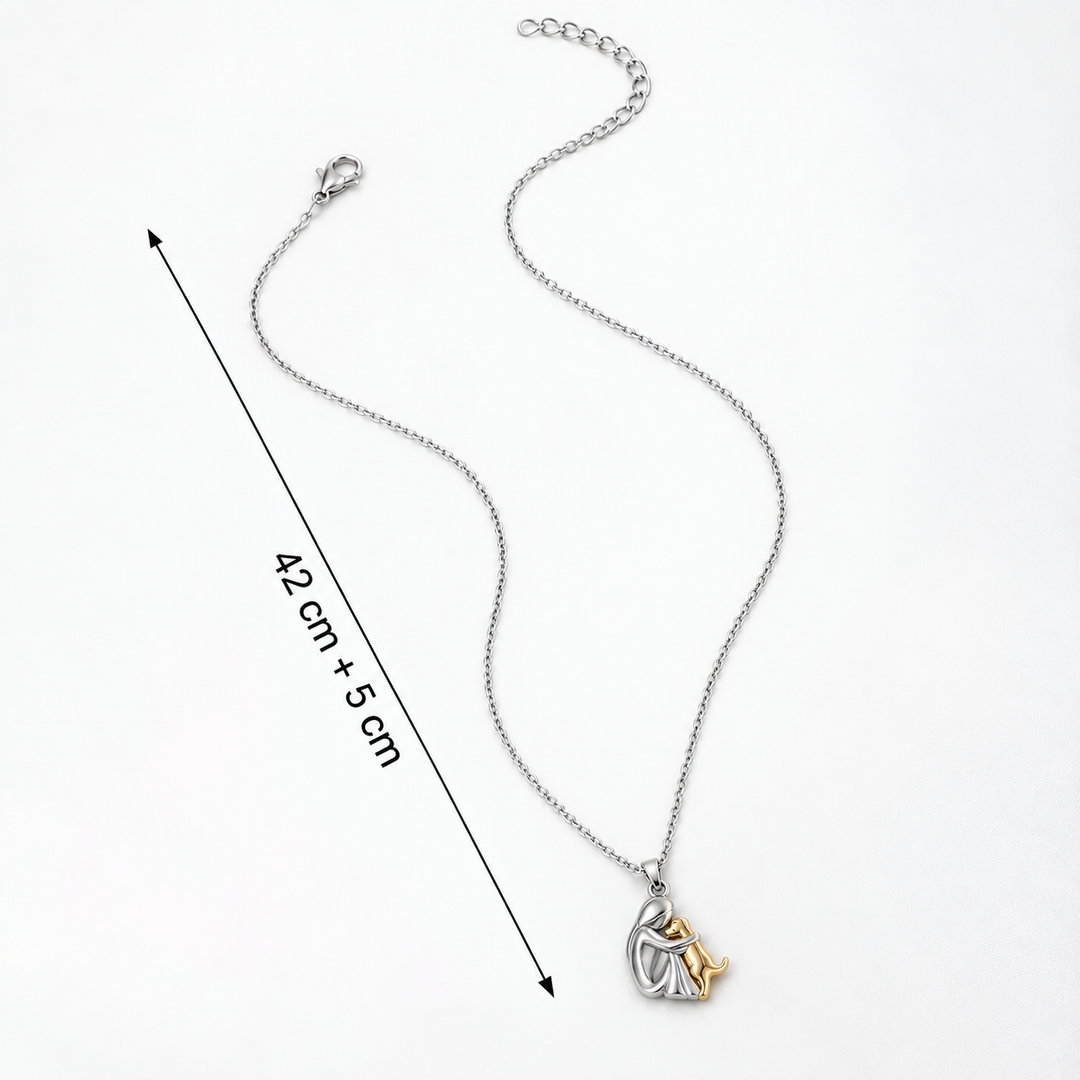 Gold &amp; Silver Necklace Béibhinn with Woman and Dog