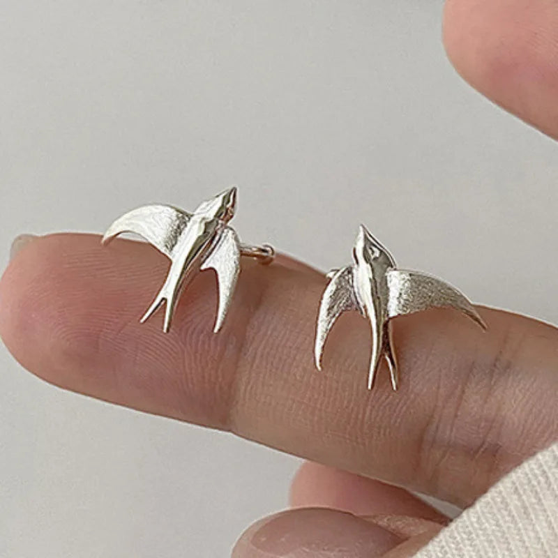 Silver Ear Cuff Laoise with Swallow Motif