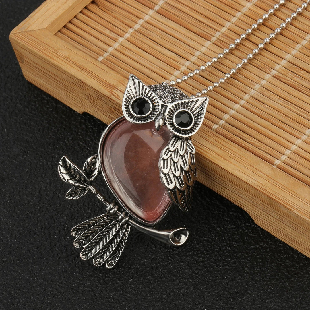 Silver Necklace Clíodhna with Owl and Amethyst