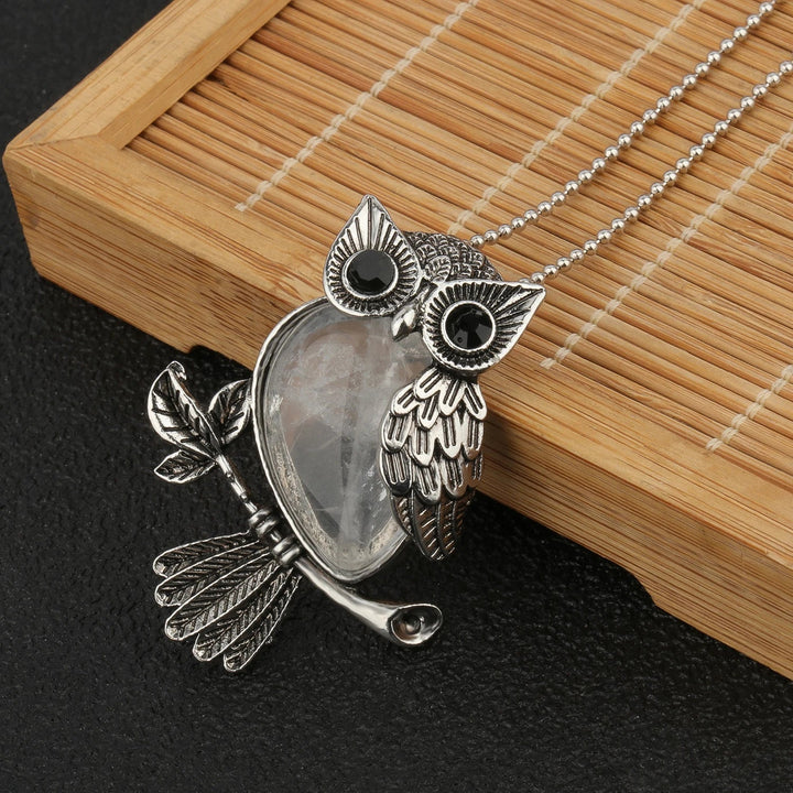 Silver Necklace Clíodhna with Owl and Amethyst