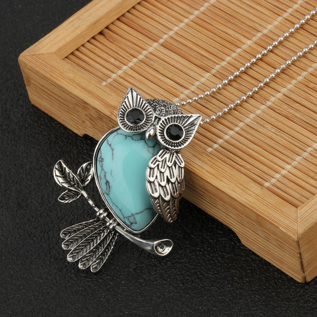Silver Necklace Siobhán with Amethyst Owl