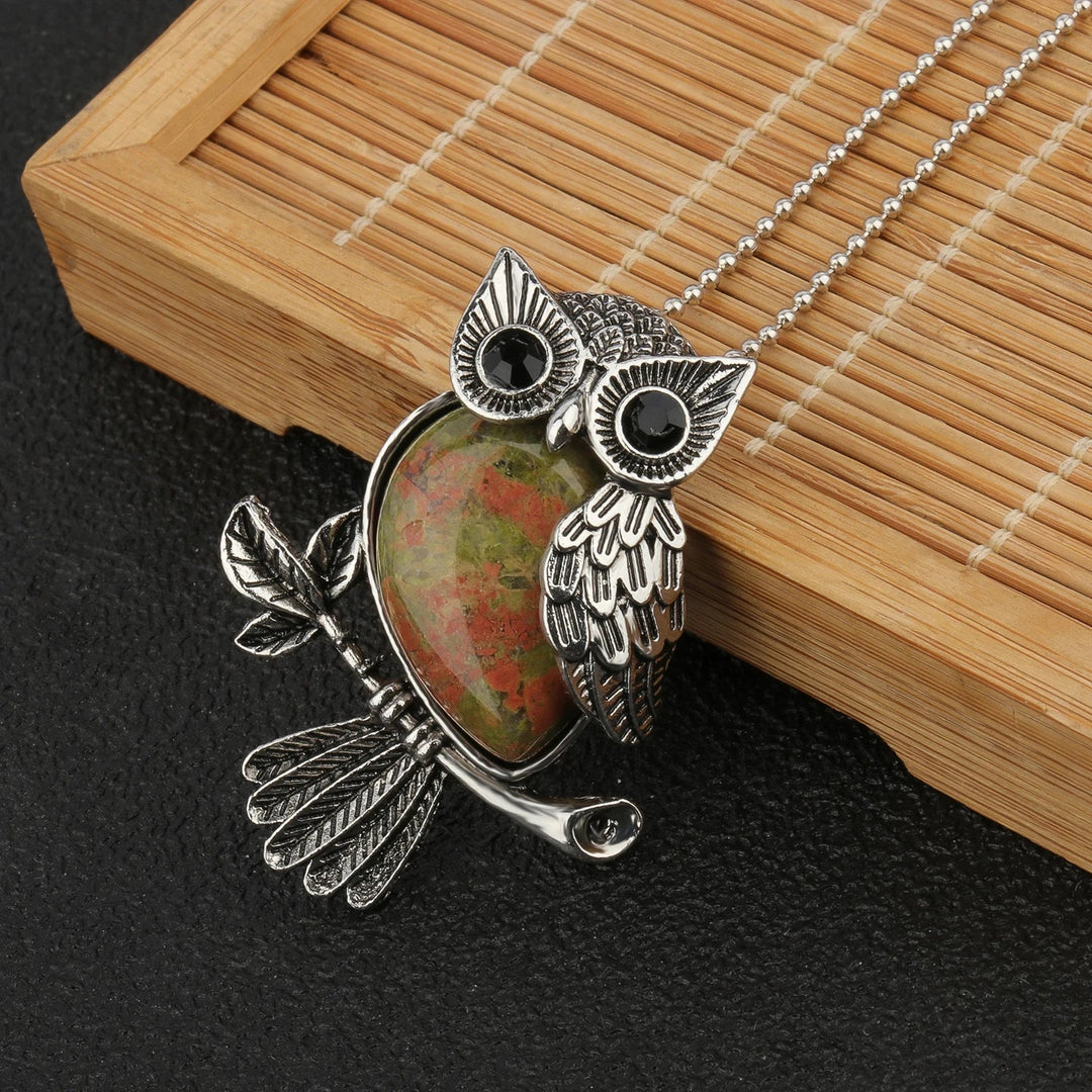 Silver Necklace Siobhán with Amethyst Owl