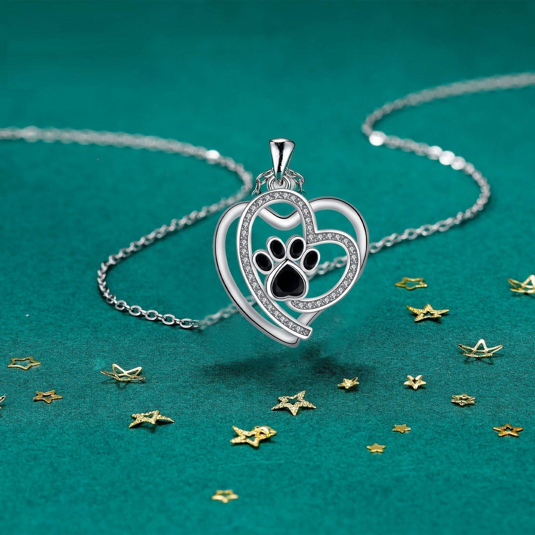 Silver Necklace Riona with Paw Print Heart