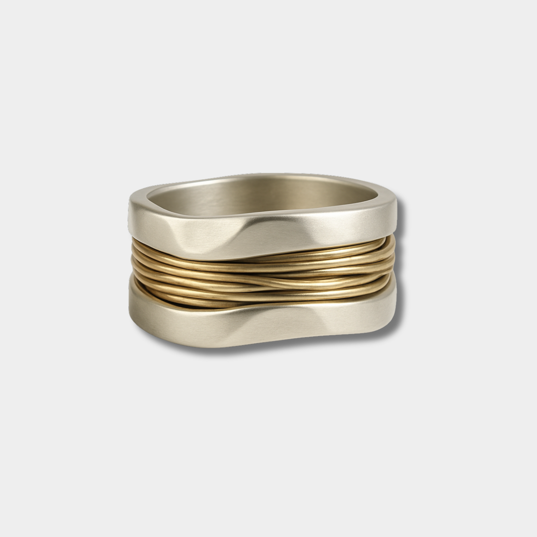 Gold &amp; Silver Ring Róisín with Wire Wrap