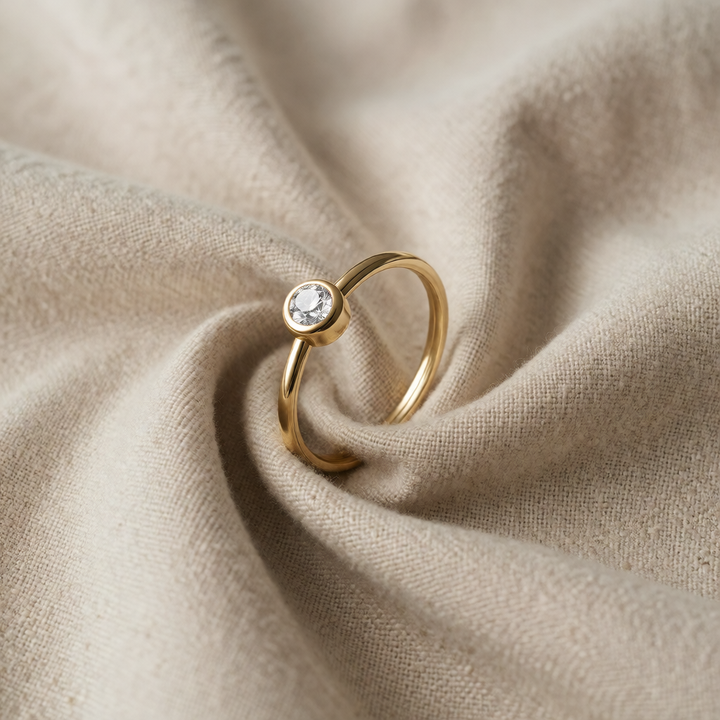 Gold Solitaire Ring Aoife with Zirconia
