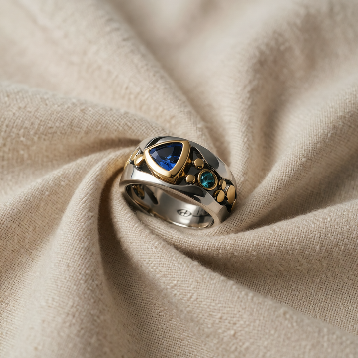Gold &amp; Silver Ring Aisling with Sapphire