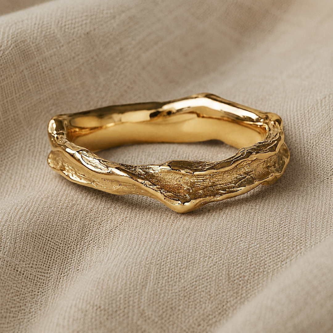 Gold Band Ring Clíona with Organic Texture