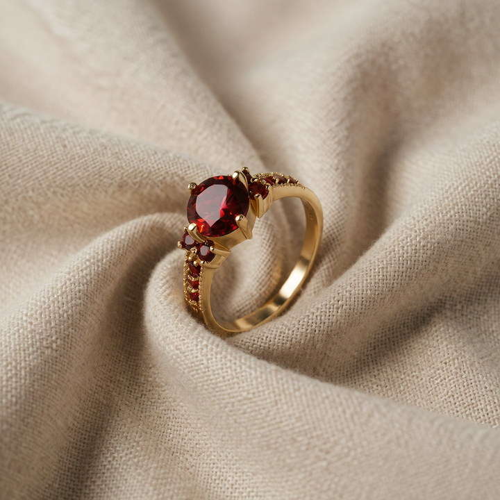 Gold Ring Ciara with Ruby