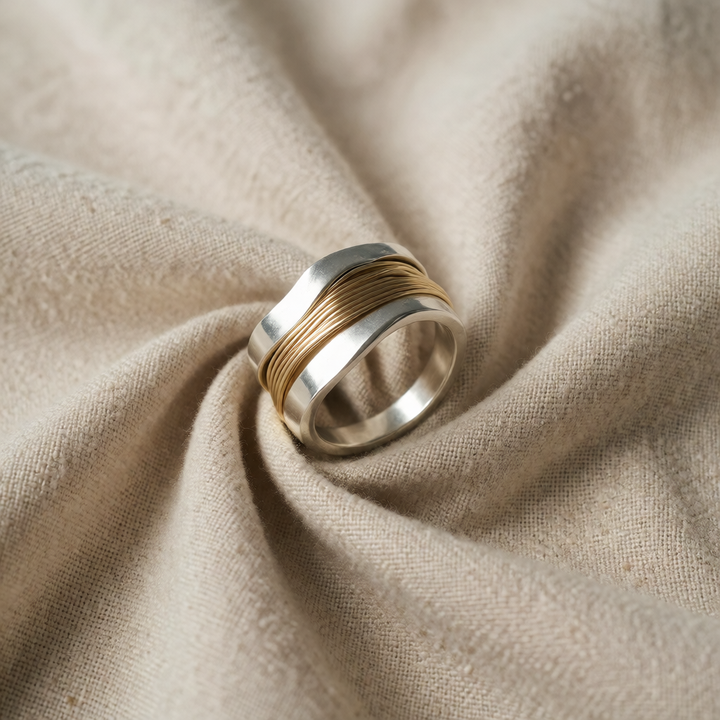 Gold &amp; Silver Ring Róisín with Wire Wrap