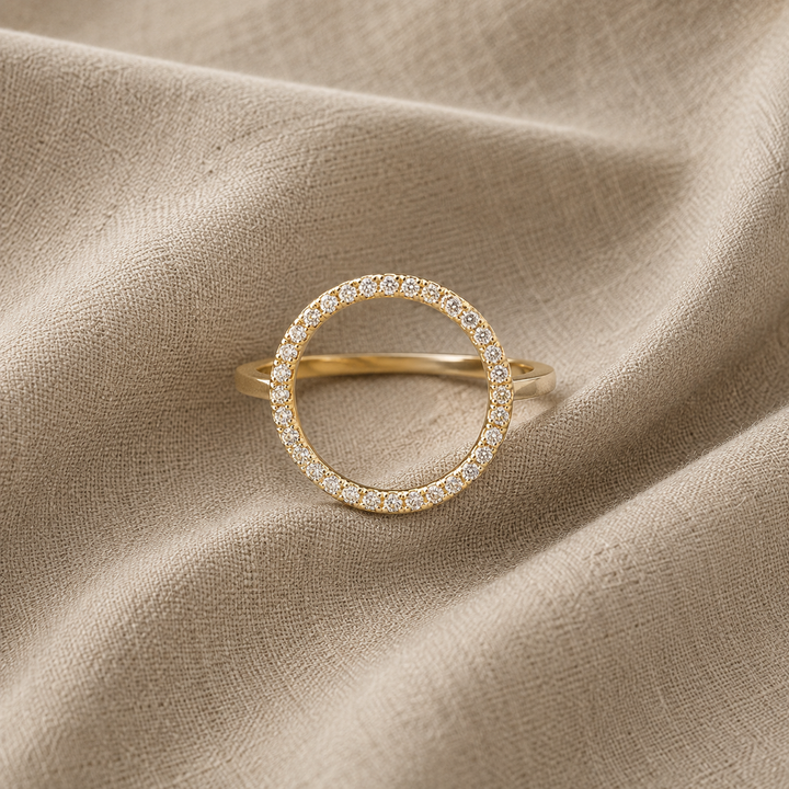 Gold Open Circle Ring Méabh with Zirconia