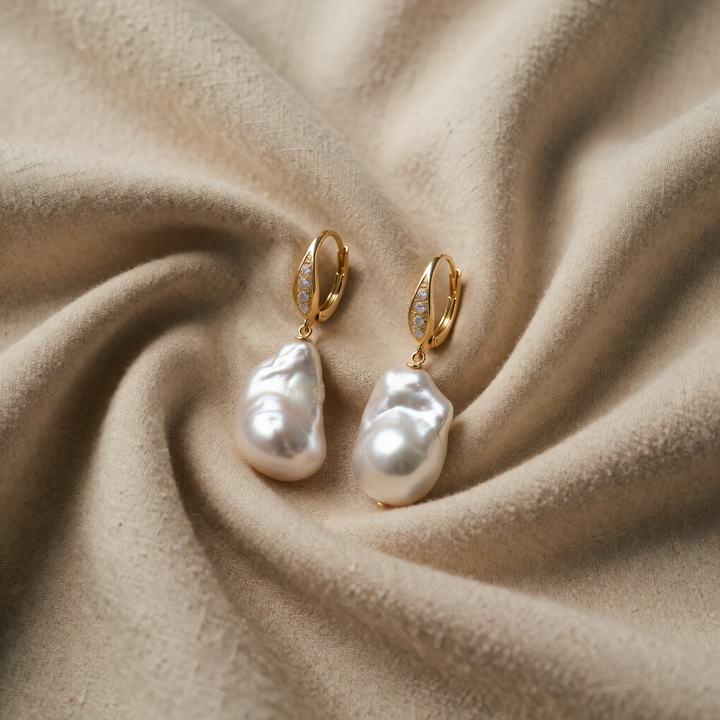 Gold Drop Earrings Kenmare with Baroque Pearl