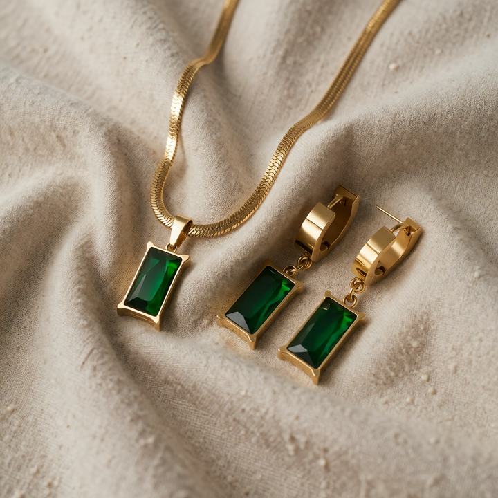 Gold Necklace Set Áine with Emerald