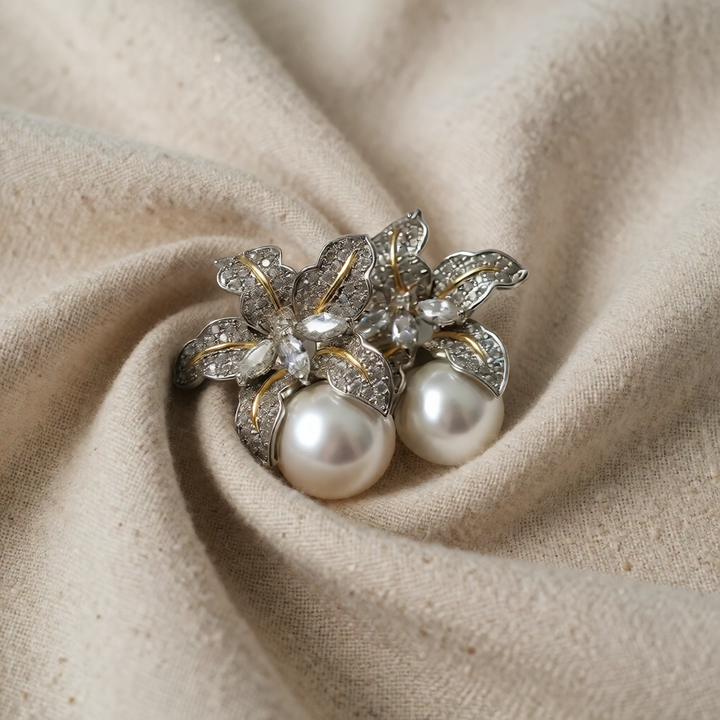Silver Drop Earrings Saoirse with Flower and Pearl
