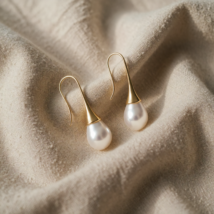 Gold Drop Earrings Gobnait with Pearl