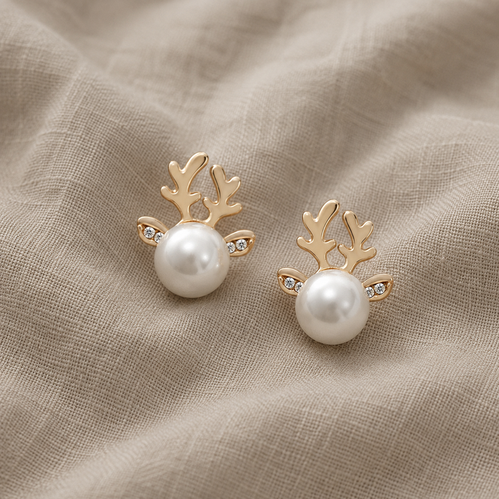 Gold Stud Earrings Neasa with Pearl Reindeer