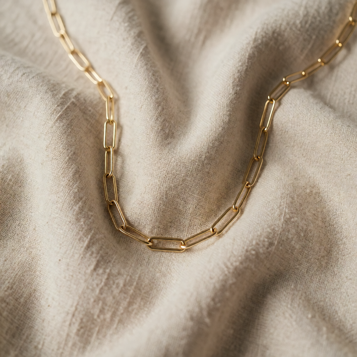 Gold Chain Necklace Bríd