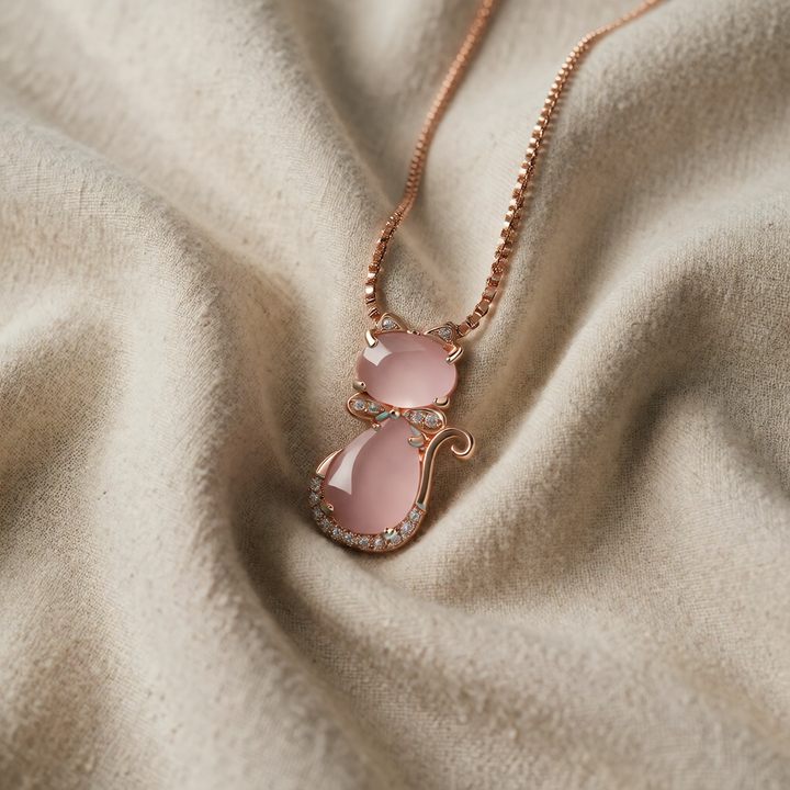 Rose Gold Necklace Méadhbh with Cat and Rose Quartz