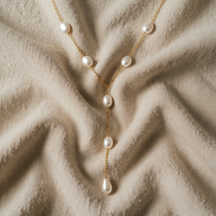 Gold Pearl Necklace Fiadh with Y-Drop