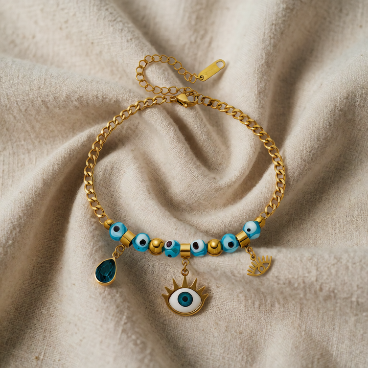 Gold Charm Bracelet Fionnuala with Evil Eye