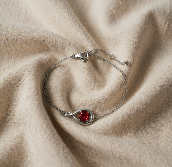 White Gold Chain Bracelet Nóra with Ruby Infinity