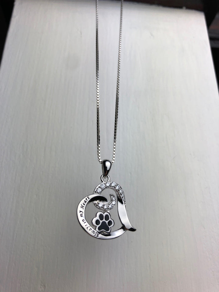 Silver Necklace Aoife with Paw Print