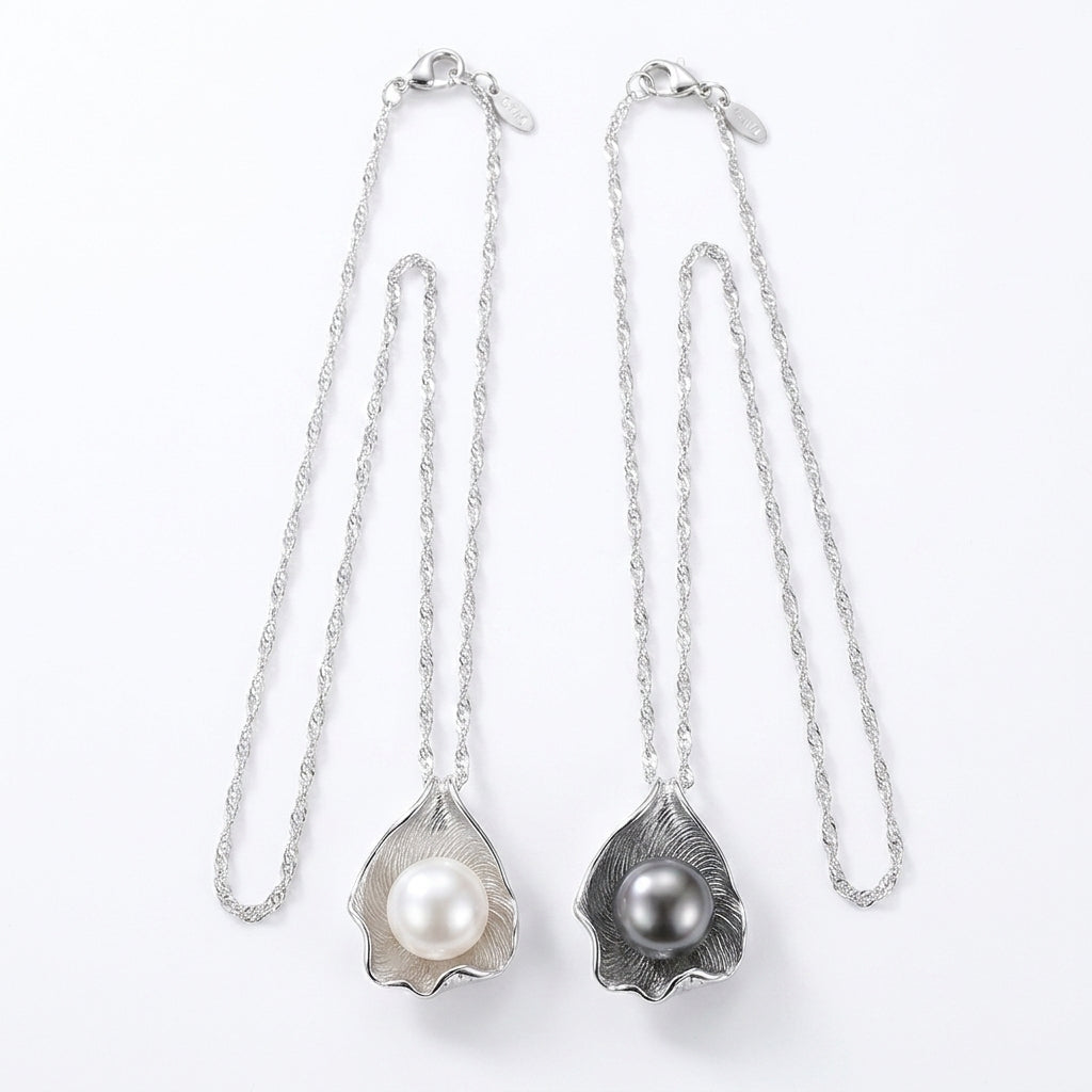 Silver Necklace Dingle with Shell and Pearl