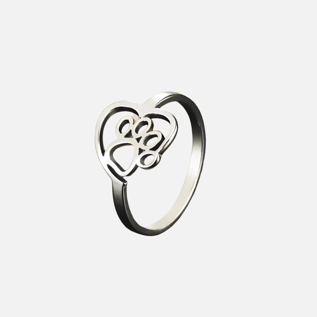 Gold Ring Áine with Paw &amp; Heart Motif