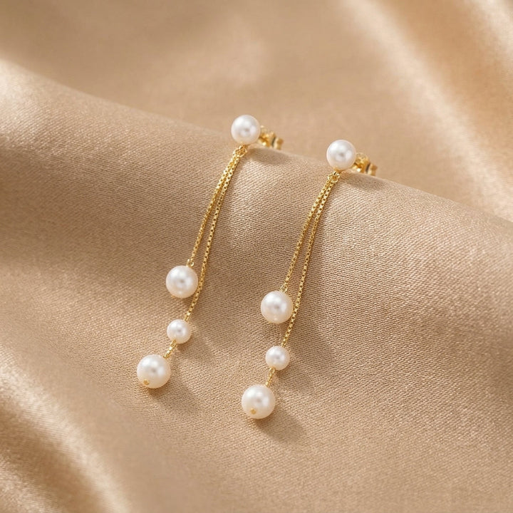 Gold Drop Earrings Cong with Pearls