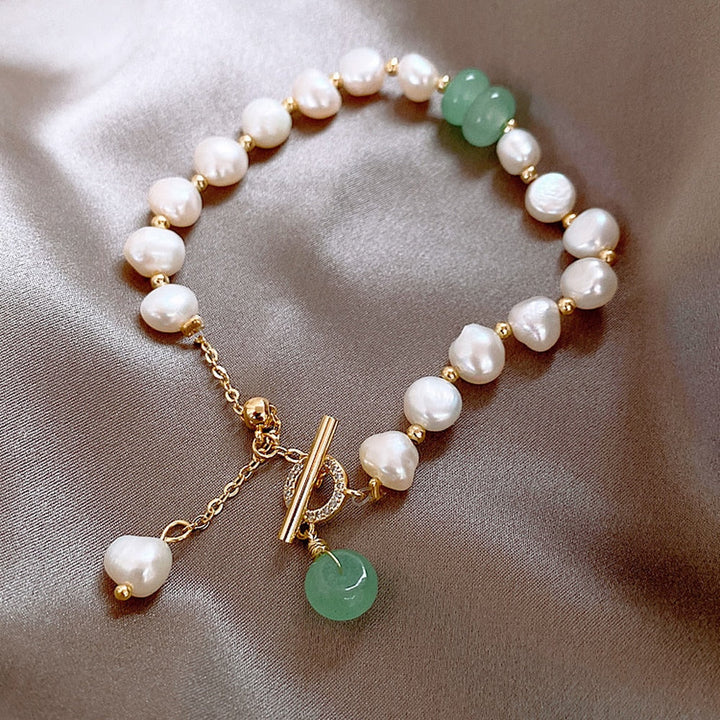 Pearl Beaded Bracelet Íde with Jade