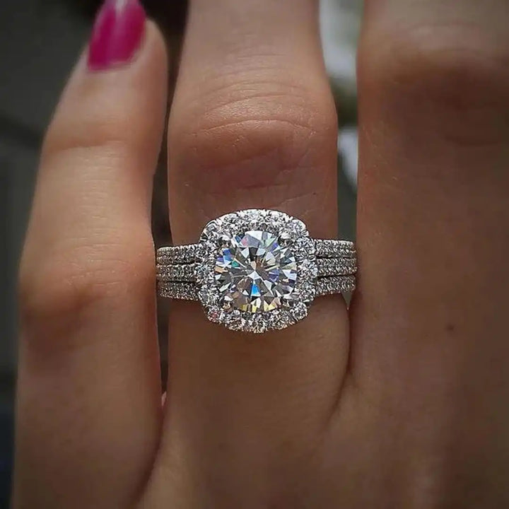 Silver Ring Róisín with Crystal Halo