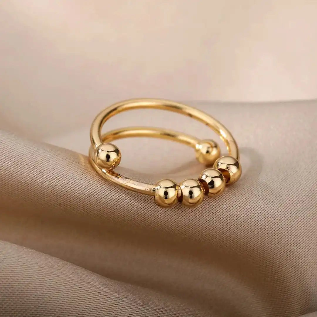 Gold Anxiety Spinner Ring Béibhinn with Fidget Beads